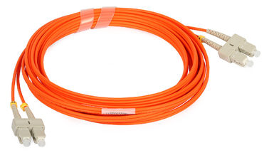 Испытание гибкого провода оптического волокна Aqua SC UPC померанцовое, гибкий провод LAN