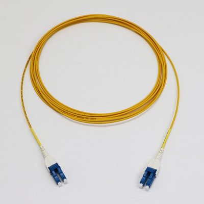 Низкая потеря LC Uniboot Duplex Singlemode G657.A1 BendInsensitive Duplex 2mm LSZH 0.15dB Желтый волокно патч шнур