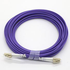Мультимодный кабель сети оптического волокна ОМ5, руководства 50/125 двухшпиндельные пурпурные заплат волокна